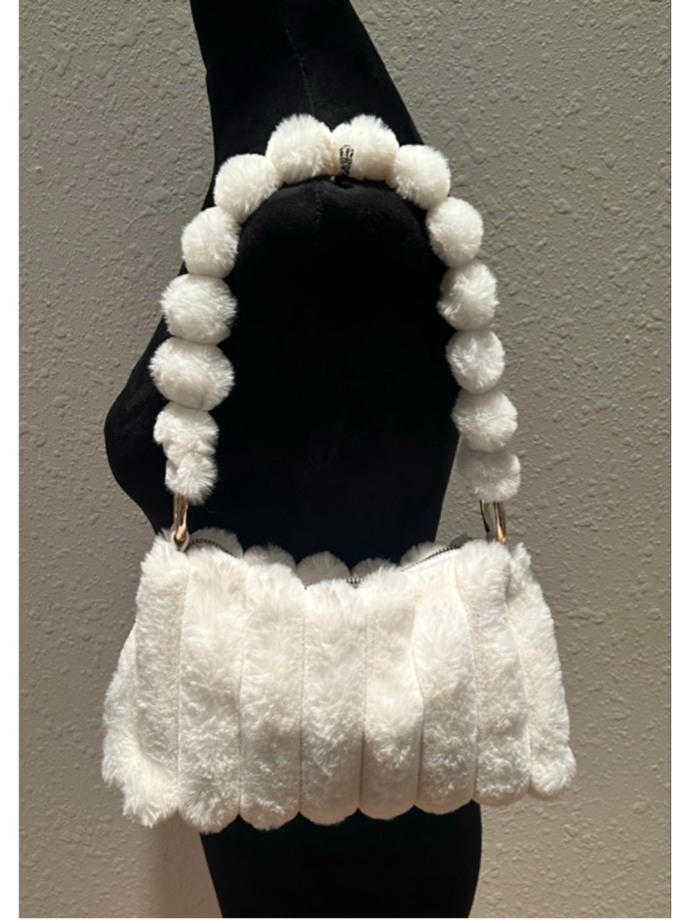 Women's Forever 21 White Faux Fur Shoulder Bag 11 x 6 x 4